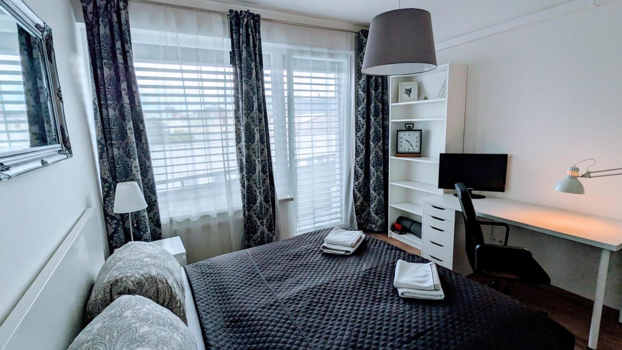 E2 Luxury Oldtown Apt - 2X Parking, Foodstore, Pcscreen, Netflix, Unlimited Music, Crib, Babychair, Fastwifi, Aircon Кошице Екстер'єр фото